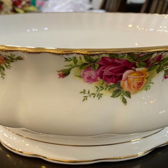 ROYAL ALBERT OLD COUNTRY ROSE EX-LARGE SALAD BOWL - Picture 10 of 13